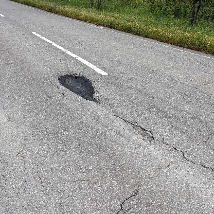 陥没した道路